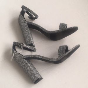 Brash sling back silver size 8 shoes. NWT